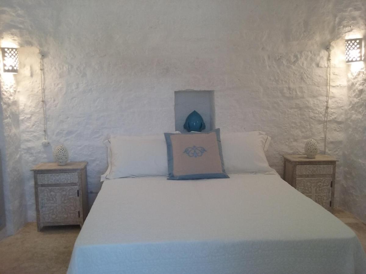 Trullisia Bed And Breakfast Alberobello Exterior foto